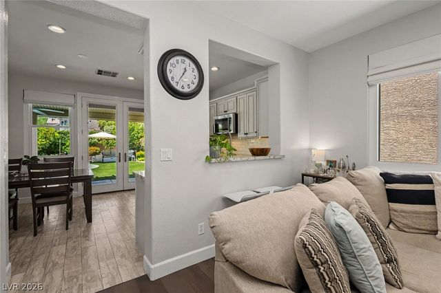3237 Ridgecliff Street, Las Vegas, NV 89129