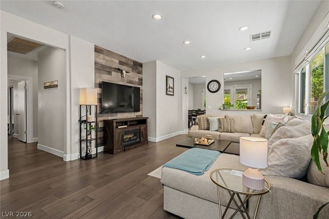 3237 Ridgecliff Street, Las Vegas, NV 89129