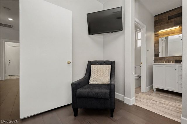 3237 Ridgecliff Street, Las Vegas, NV 89129