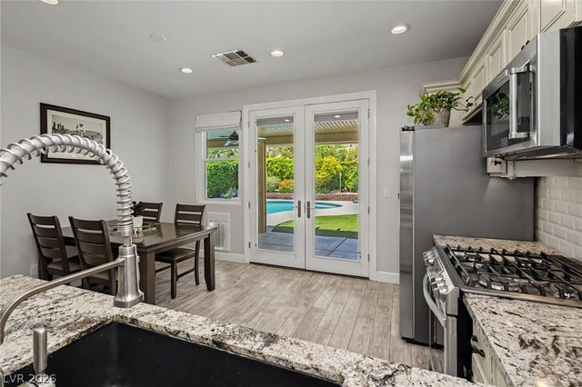 3237 Ridgecliff Street, Las Vegas, NV 89129