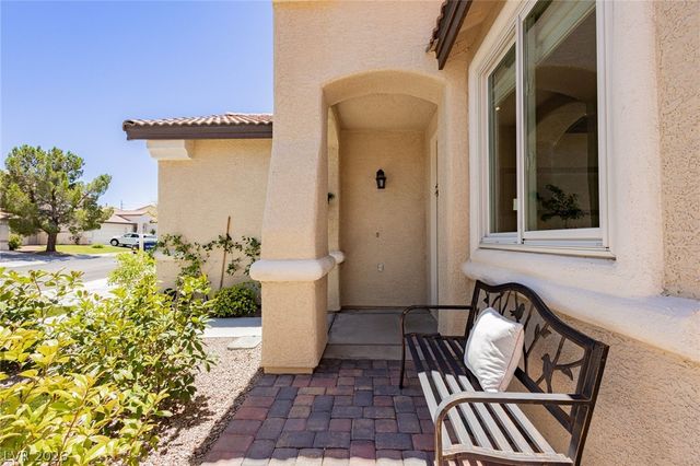 3237 Ridgecliff Street, Las Vegas, NV 89129