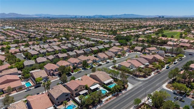 3237 Ridgecliff Street, Las Vegas, NV 89129