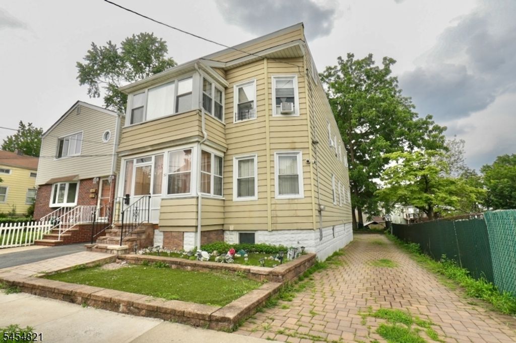 32 New St, Belleville Twp., NJ 07109 — photo 2