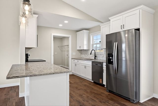 1054 Frank Anderson Rd, Sparta, TN 38583