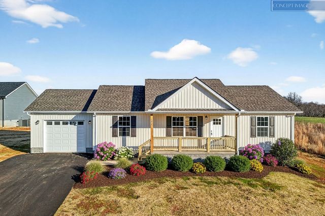 1054 Frank Anderson Rd, Sparta, TN 38583