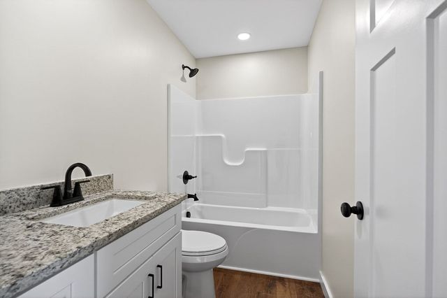 1054 Frank Anderson Rd, Sparta, TN 38583