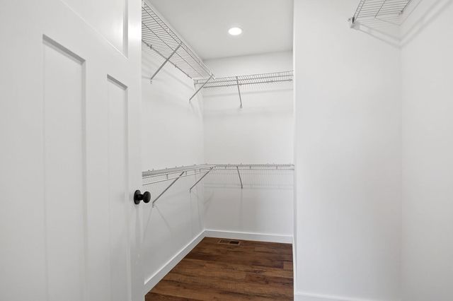 1054 Frank Anderson Rd, Sparta, TN 38583