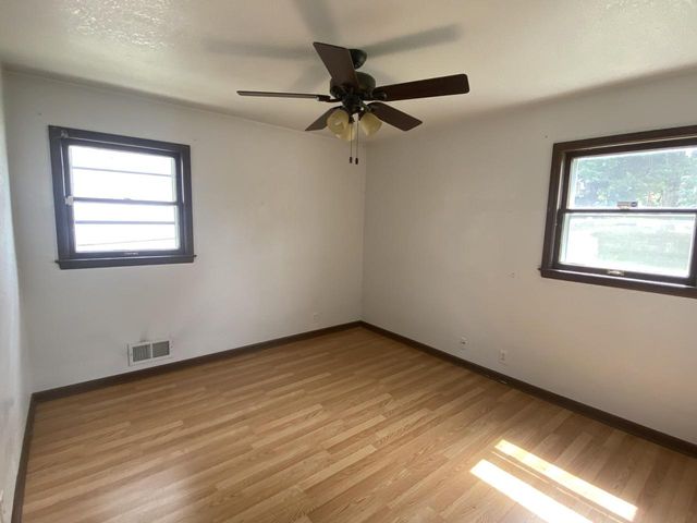 3409 W Wilbur AVENUE, Greenfield, WI 53221