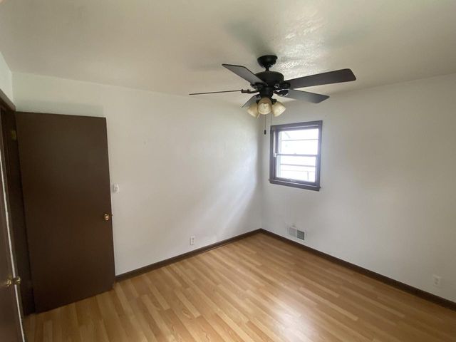 3409 W Wilbur AVENUE, Greenfield, WI 53221