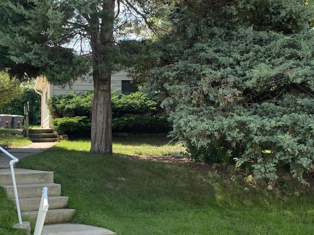 3409 W Wilbur AVENUE, Greenfield, WI 53221