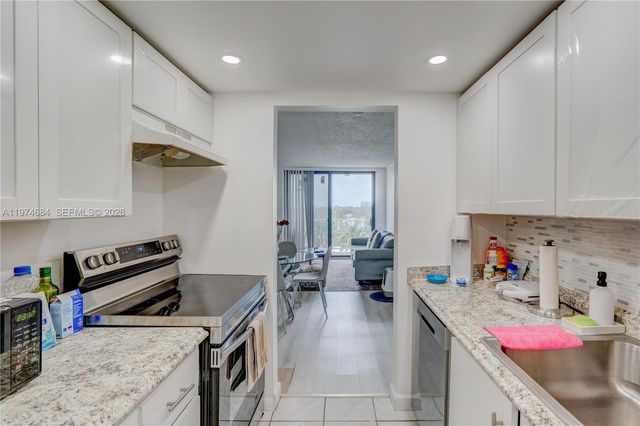 2350 NE 135th Street 510, North Miami, FL 33181