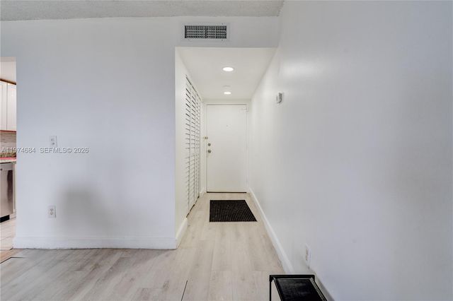 2350 NE 135th Street 510, North Miami, FL 33181