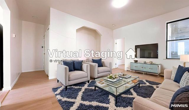 2700 John F Kennedy 302, Jersey City, NJ 07306