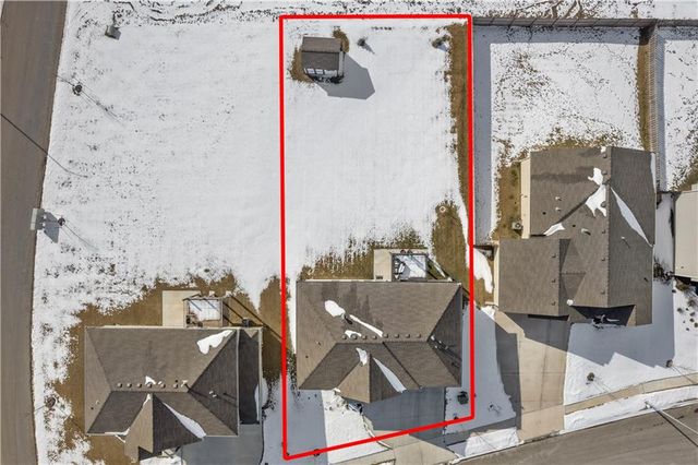 1504 N 162nd Circle, Basehor, KS 66007