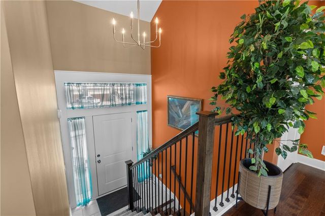 1504 N 162nd Circle, Basehor, KS 66007