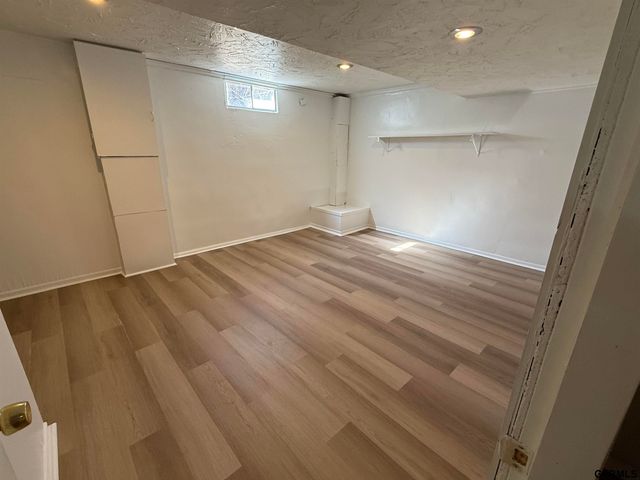 7272 N 34th Street NE, Omaha, NE 68112