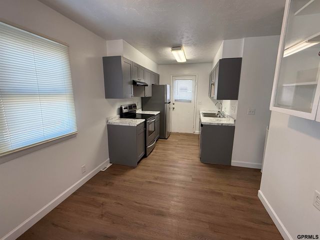 7272 N 34th Street NE, Omaha, NE 68112