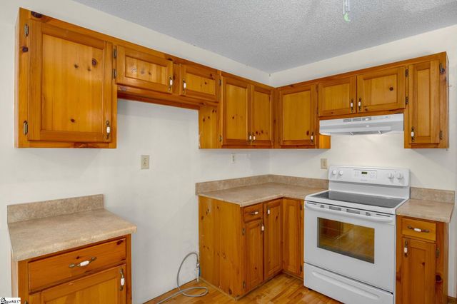 375 Gravley Road, Pickens, SC 29671
