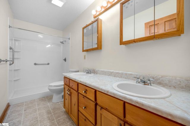 375 Gravley Road, Pickens, SC 29671