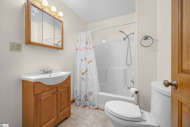 375 Gravley Road, Pickens, SC 29671