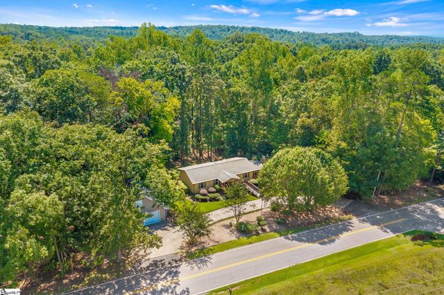 375 Gravley Road, Pickens, SC 29671