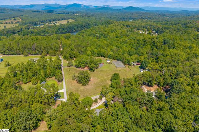 375 Gravley Road, Pickens, SC 29671
