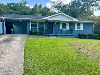 667 Tara SE Circle, Atlanta, GA 30354