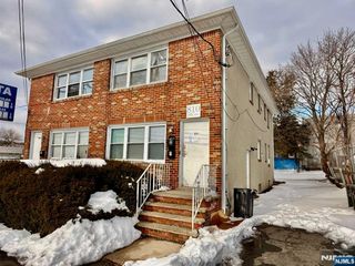 810 18th Avenue, Irvington, NJ 07111