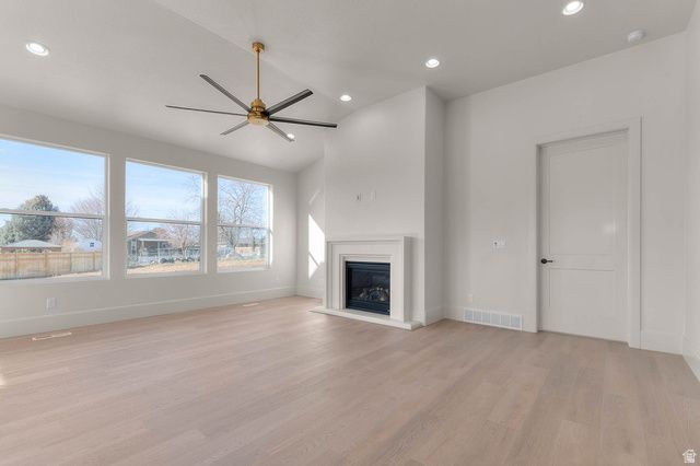3171 N 275 W, Pleasant View, UT 84414