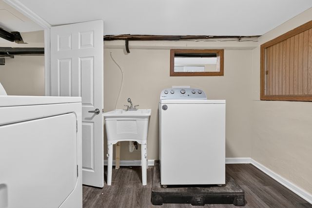 5107 W Berenice Avenue, Chicago, IL 60641