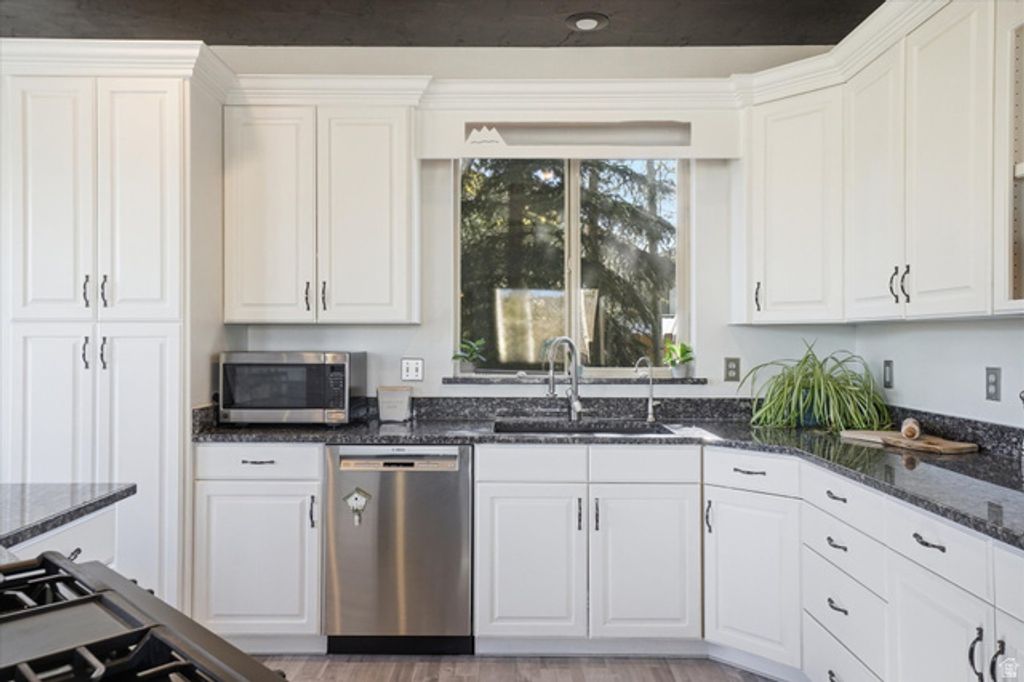 Image 12 of property listing at 4224 W SUNRISE DR, Park City, UT 84098