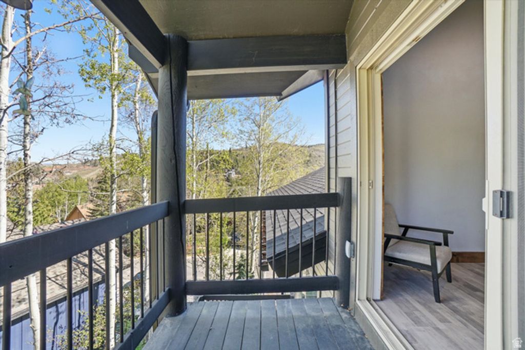 Image 32 of property listing at 4224 W SUNRISE DR, Park City, UT 84098