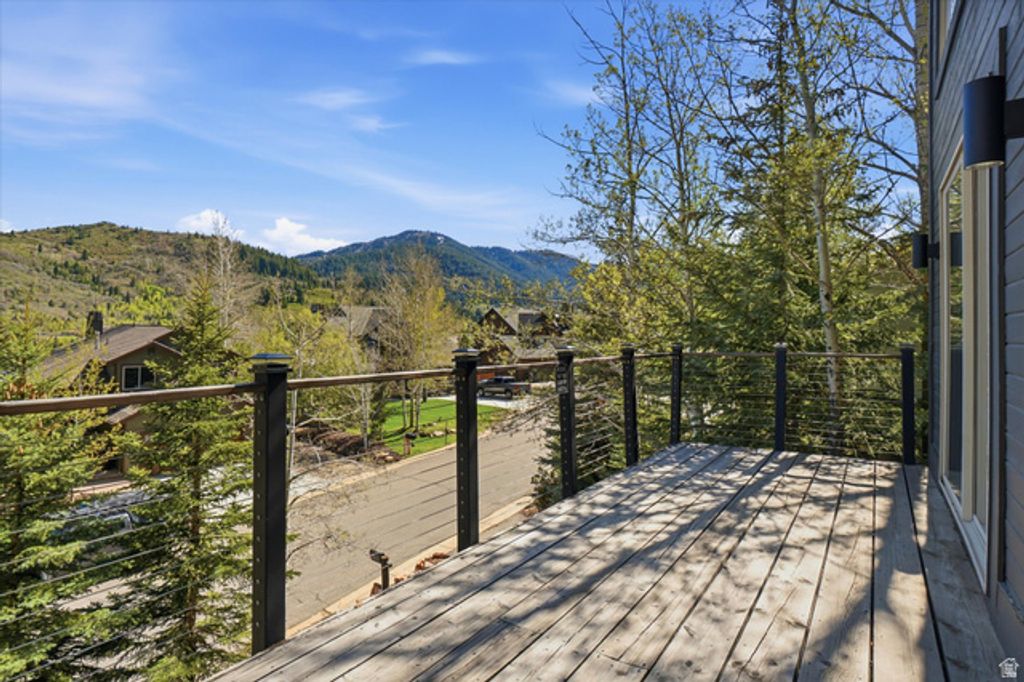 Image 39 of property listing at 4224 W SUNRISE DR, Park City, UT 84098