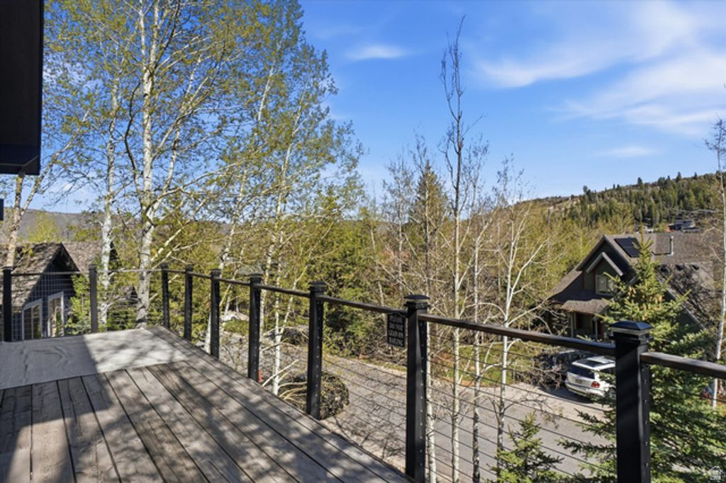 Image 40 of property listing at 4224 W SUNRISE DR, Park City, UT 84098
