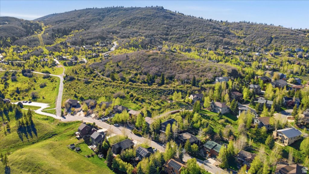 Image 42 of property listing at 4224 W SUNRISE DR, Park City, UT 84098