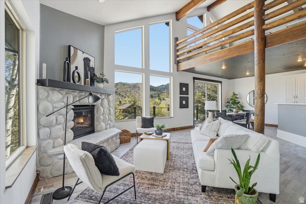 Image 8 of property listing at 4224 W SUNRISE DR, Park City, UT 84098