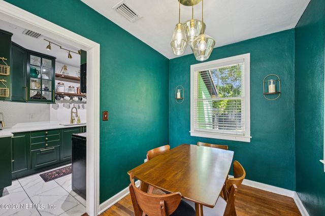 1315 AZALEA Drive, Jacksonville, FL 32205