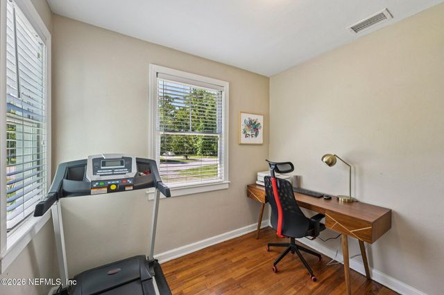 1315 AZALEA Drive, Jacksonville, FL 32205