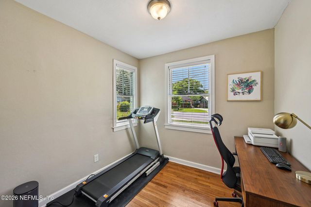 1315 AZALEA Drive, Jacksonville, FL 32205