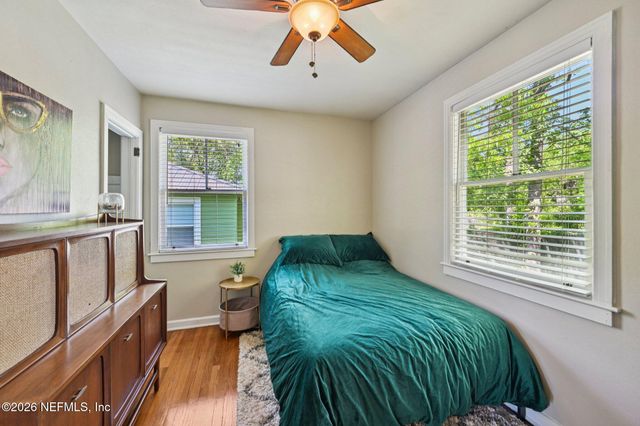 1315 AZALEA Drive, Jacksonville, FL 32205