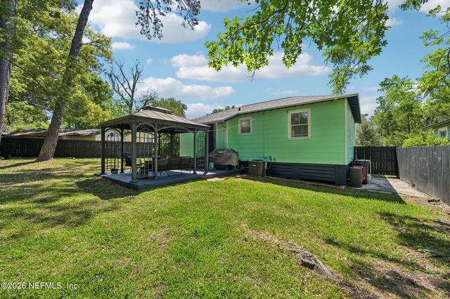 1315 AZALEA Drive, Jacksonville, FL 32205