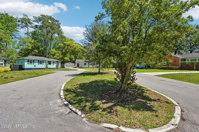 1315 AZALEA Drive, Jacksonville, FL 32205