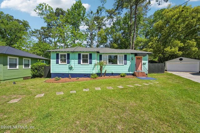 1315 AZALEA Drive, Jacksonville, FL 32205
