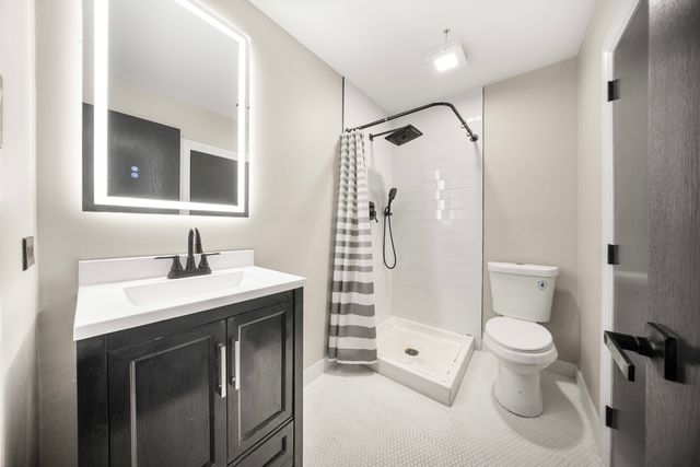 2237 W Polk Street, Chicago, IL 60612