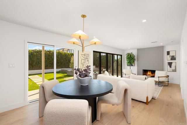 21792 Kaneohe Ln, Huntington Beach, CA 92646