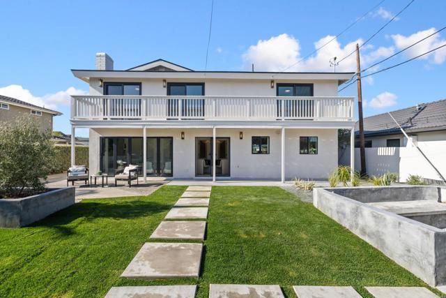 21792 Kaneohe Ln, Huntington Beach, CA 92646