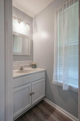 8 DOWNING LN, Sewell, NJ 08080