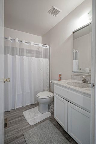 8 DOWNING LN, Sewell, NJ 08080