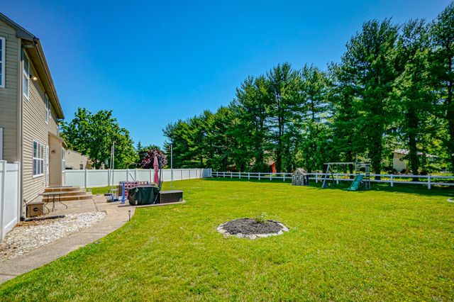 8 DOWNING LN, Sewell, NJ 08080