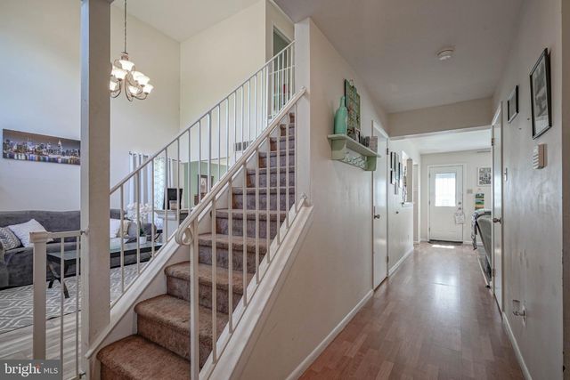 8 DOWNING LN, Sewell, NJ 08080